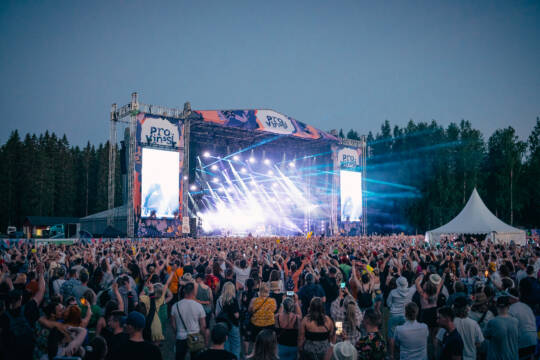 A crowd watching Antti Tuisku's concert on the main stage at Provinssi Festival